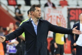 antalyaspor-teknik-direktoru-emre-belozoglu-en-az-13-milyon-euro-gerek-CfK2RVnT.jpg