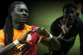 bafetimbi-gomisten-galatasaraya-sampiyonluk-mesaji-5-parmagimizla-selam-vermenin-zamani-Id8n8qTY.jpg