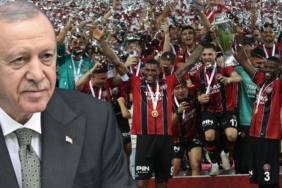 cumhurbaskani-erdogan-super-lige-yukselen-fatih-karagumruku-tebrik-etti-semGrcZE.jpg