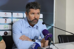 erzurumspor-teknik-direktoru-hakan-kutlu-yedigimiz-golun-faul-nedeniyle-iptal-edilmesi-gerekirdi-iuExbaUQ.jpg