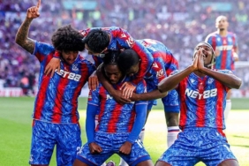fa-cupta-tarihi-zafer-crystal-palace-tarihe-gecti-crystal-palace-manchester-city-hEAr1xqb.jpg