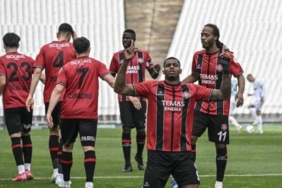 fatih-karagumruk-play-off-final-biletini-kapti-HPsI6RVx.jpg