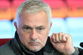 fenerbahce-besiktasi-eski-dostlariyla-yenecek-iste-jose-mourinhonun-a-ve-b-plani-7dTeCAqK.jpg