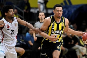 fenerbahce-evinde-kazandi-sezonu-birinci-tamamladi-mjMgHAxM.jpg
