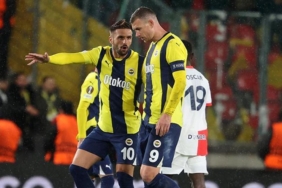 fenerbahcede-4-yildiza-veda-gunu-VS9LUbbJ.jpg