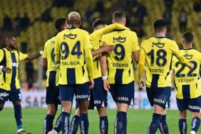 fenerbahcede-beklenen-oldu-ilk-ayrilik-yildiz-isim-gelecek-sene-yok-GXb3lNeI.jpg