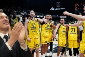fenerbahcede-beklenmedik-ayrilik-adresi-belli-oluyor-E8XNli4J.jpg