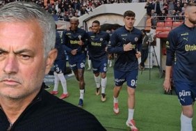 fenerbahcede-buyuk-kiyim-yildiz-futbolcu-geldigi-gibi-gidiyor-hYWVmvSN.jpg