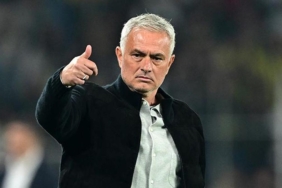 fenerbahcede-special-one-zamani-buyuk-zaferin-pesinde-qRbDOE4V.jpg
