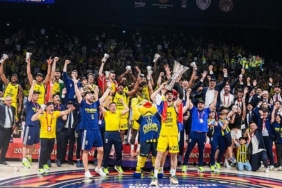 fenerbahcenin-ikinci-sampiyonlugu-avrupanin-gundeminde-monaconun-celladi-sarasin-doktora-tezi-1HImRe4r.jpg