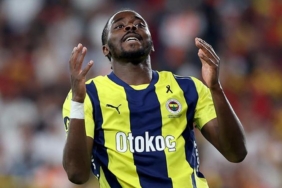 fenerbahcenin-yildizi-bright-osayi-samuelin-evi-soyuldu-hirsizlik-soku-AaX542dz.jpg