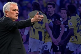 fenerbahcenin-yildizi-resti-cekti-mourinho-varsa-ben-yokum-kF6apM2Z.jpg