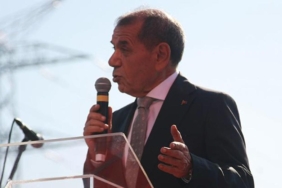 galatasaray-baskani-dursun-ozbek-yildiz-oyuncunun-yeni-adresini-duyurdu-memleketine-donmek-istiyor-gitmeyi-dusunuyor-ANftJDir.jpg