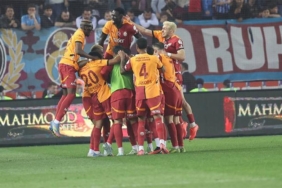 galatasaray-trabzonda-kaybetmiyor-SkDtwKTC.jpg