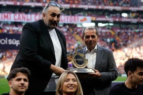 galatasarayda-bir-devir-sona-erdi-ayrilik-resmen-aciklandi-tzWsxdeb.jpg