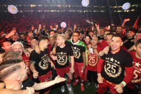 galatasaraydan-48-saate-inanilmaz-ciro-4RO1KJ1e.jpg