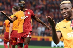 galatasaraydan-olasi-sampiyonluk-kutlamalarinda-osimhen-surprizi-ikna-plani-devrede-ZxuuSGsf.jpg