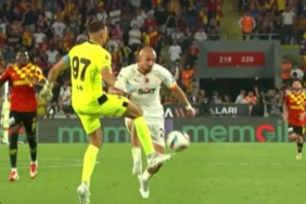 goztepe-galatasaray-macina-damga-vuran-an-trio-ekibi-noktayi-koydu-amasiz-fakatsiz-lakinsiz-net-bir-yKbnb6MP.jpg