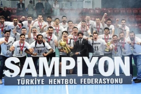 hentbol-turkiye-kupasi-sampiyonu-besiktas-zzukUK1n.jpg