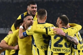 italyanlar-onun-icin-deliriyor-fenerbahcenin-yildizini-kafaya-taktilar-bonservisi-belli-oldu-QWIVWsDw.jpg