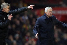 jose-mourinho-ve-ole-gunnar-solskjaer-arasinda-esitlik-bozulacak-mi-bpBxa81P.jpg