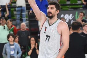 karsiyaka-basketbolda-muhsin-gidici-suyAysaM.jpg