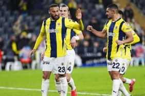 mourinhonun-buyuk-pismanligi-cenk-tosun-Tirhln8C.jpg