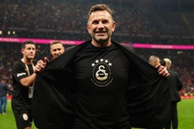okan-buruktan-muslera-ve-mertens-icin-duygu-dolu-sozler-14VuHQOZ.jpg