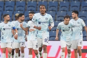 ozet-adana-demirspor-zorlu-macta-basaksehiri-devirdi-basaksehir-adana-demirspor-mac-sonucu-4y8fuIAO.jpg