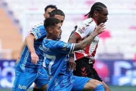 ozet-ne-sivasspor-ne-bodrum-fk-skor-alanyaspora-yaradi-sivasspor-0-0-bodrum-fk-mac-yCJdAcgK.jpg