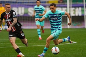 rizespordan-cok-kritik-galibiyet-mac-sonucu-rizespor-gaziantep-fk-2-0-vBAlk2Dl.jpg