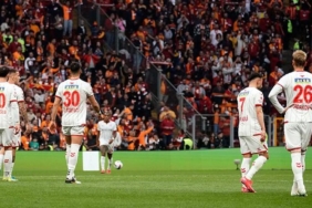 sivasspor-galatasarayin-bilegini-bukemiyor-qkkzO18j.jpg