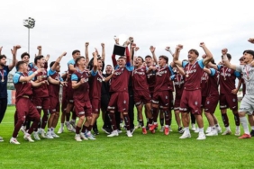 trabzonspor-u19-kupasini-aldi-Ay57yrWO.jpg