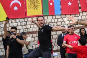 traktor-taraftarlari-sampiyonlugu-istanbulda-kutladi-eUS9Zjgz.jpg