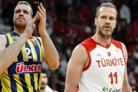 turk-basketbolunun-efsane-isimlerinden-oguz-savas-emekli-oldu-FxdhMOrW.jpg
