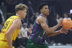 unicaja-malaga-aeki-devirdi-finalde-galatasarayin-rakibi-oldu-77EDqEn2.jpg