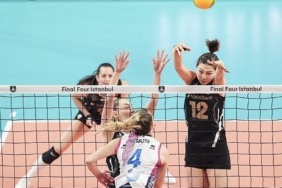 vakifbank-kadin-voleybol-takiminda-yuan-xinyue-ve-caterina-bosetti-ile-yollar-ayrildi-rULEmEmD.jpeg