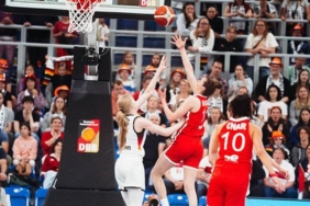 a-milli-kadin-basketbol-takimi-almanyaya-maglup-oldu-NcNMghIT.jpg