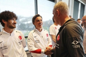 a-milli-takimda-geleneksel-bayramlasma-toreni-yapildi-u7dnrTbv.jpg