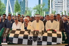 besiktasta-eski-ceo-ugur-gokhan-sari-son-yolculuguna-ugurlandi-DALNpim1.jpg