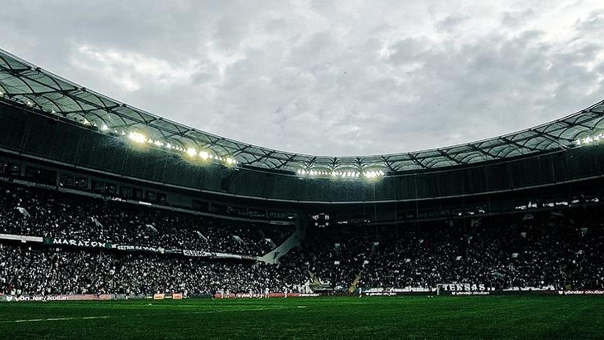 bursasporda-kombine-satislari-30-bini-gecti-Xcd3k5fh.jpg