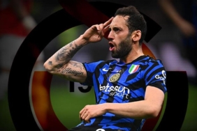 eski-galatasarayli-futbolcu-acikladi-hakan-calhanoglu-ile-konustum-her-an-her-sey-olabilir-ewfR7eOQ.jpg