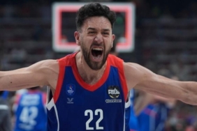 fenerbahce-bekodan-son-dakika-bombasi-vasilije-micicle-anlasma-yakin-uwsljkMW.jpg