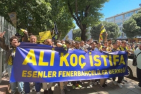 fenerbahce-taraftarindan-dev-protesto-cEQa6HVr.jpg
