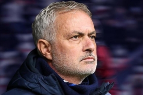 fenerbahce-tarihi-firsatin-pesinde-transferde-3-bomba-birden-iste-jose-mourinhonun-listesi-t4PhYdV5.jpg