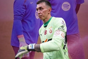 galatasarayda-bir-devir-kapandi-yeni-muslera-ispanyada-bulundu-transfer-gorusmeleri-basladi-vT72NB2J.jpg