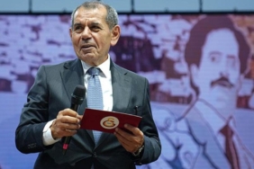 galatasarayda-kaleci-transferi-borsasi-iste-listedeki-4-isim-icin-yasanan-son-gelismeler-VAApUWnQ.jpg