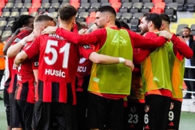 gaziantep-fk-evinde-en-az-gol-yiyen-takim-oldu-Hv3GcDrY.jpg