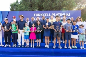 golf-tutkunlari-turkcell-platinum-golf-challengeta-mucadele-etti-t5ebUihI.jpg