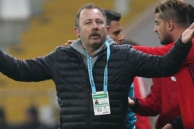 kayserispor-teknik-direktor-rekoruna-kosuyor-vrbn84ih.jpg